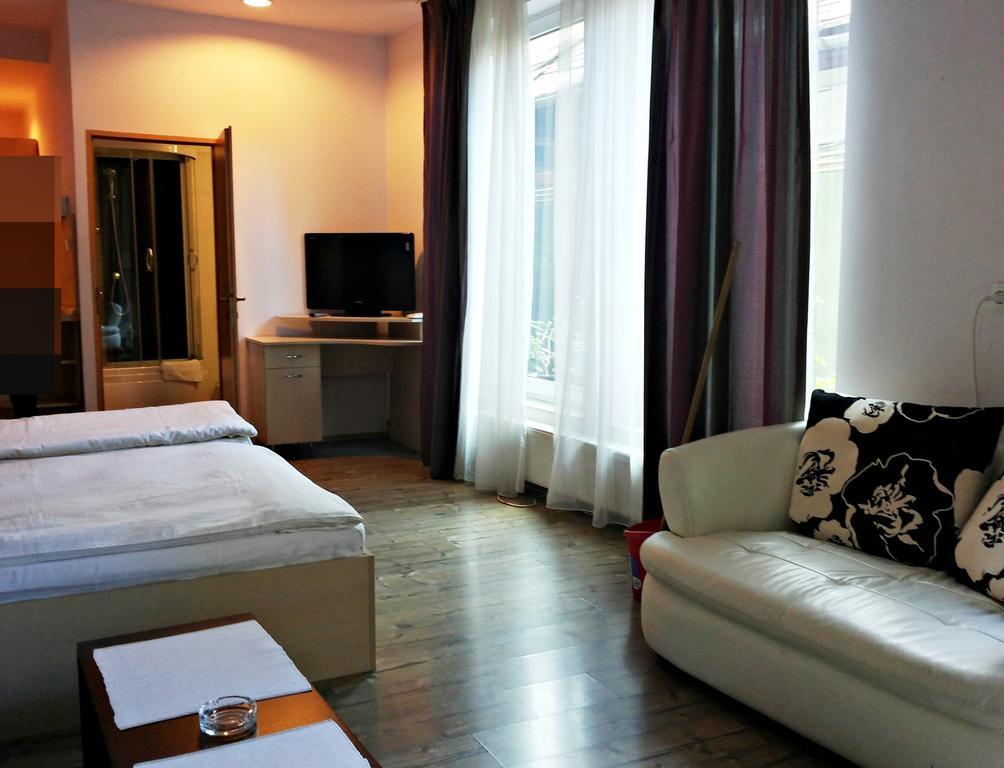 Lucas 10 Apartments Cluj-Napoca Kamer foto