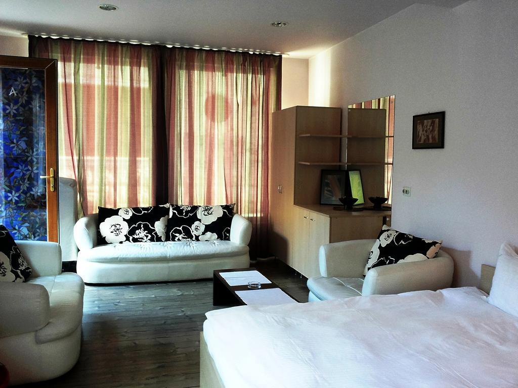 Lucas 10 Apartments Cluj-Napoca Kamer foto