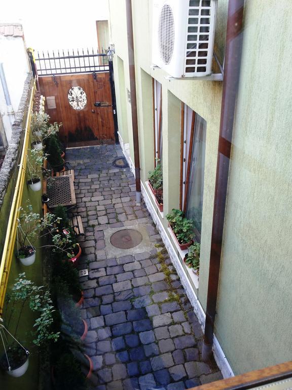 Lucas 10 Apartments Cluj-Napoca Buitenkant foto
